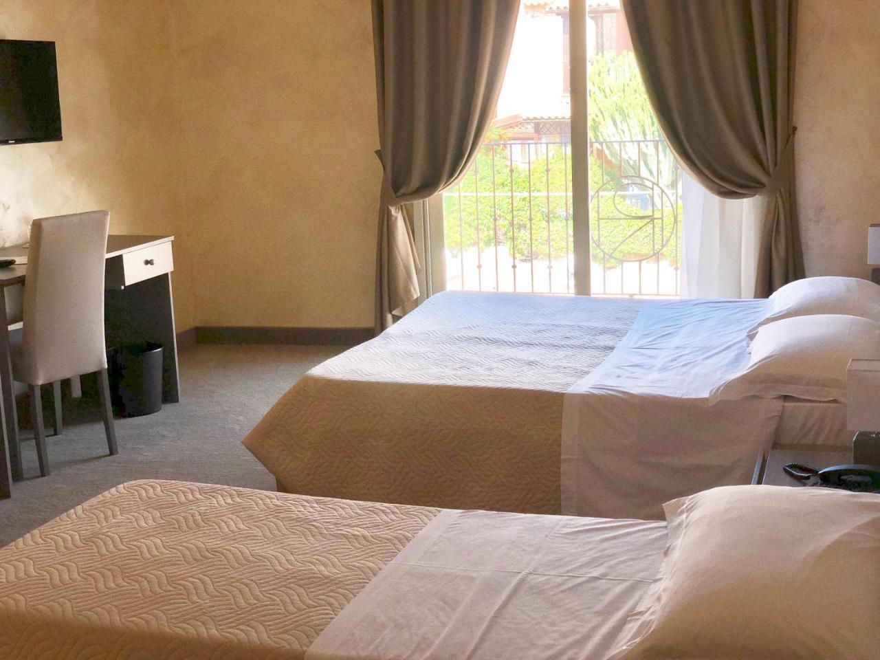 Hotel Riviera Palace Porto Empedocle Bilik gambar